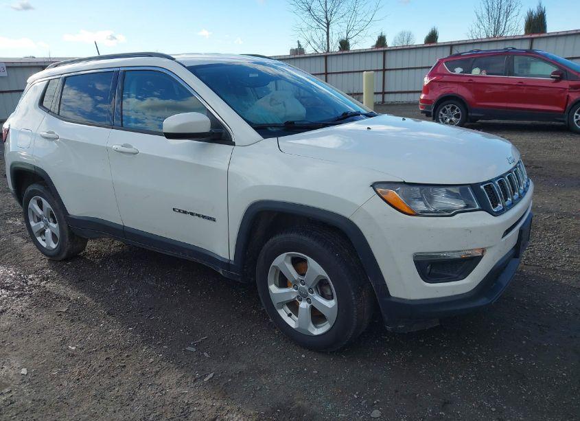 2021 Jeep Compass LATITUDE 4X4 (VIN 3C4NJDBB4MT507243) main photo