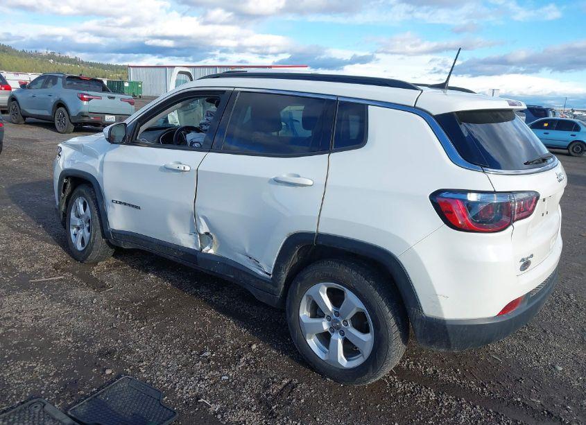 Photo 3 of 2021 Jeep Compass LATITUDE 4X4 (VIN 3C4NJDBB4MT507243)