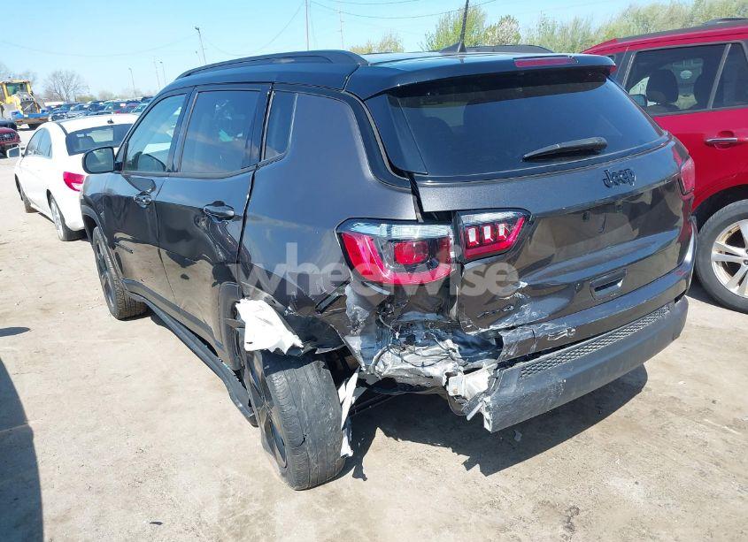 Photo 3 of 2021 Jeep Compass ALTITUDE 4X4 (VIN 3C4NJDBB4MT555101)