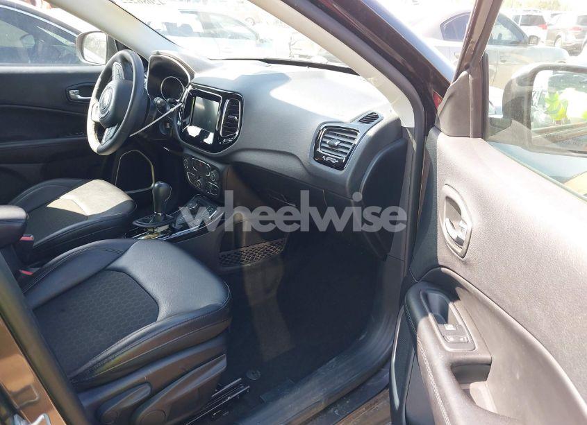 Photo 5 of 2021 Jeep Compass ALTITUDE 4X4 (VIN 3C4NJDBB4MT555101)