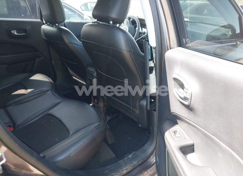 Photo 8 of 2021 Jeep Compass ALTITUDE 4X4 (VIN 3C4NJDBB4MT555101)