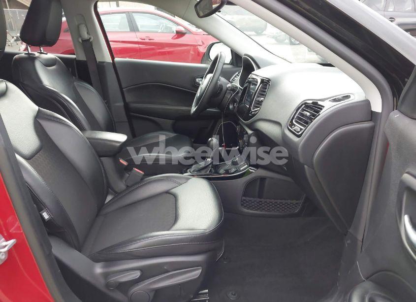 Photo 5 of 2021 Jeep Compass ALTITUDE 4X4 (VIN 3C4NJDBB4MT603079)