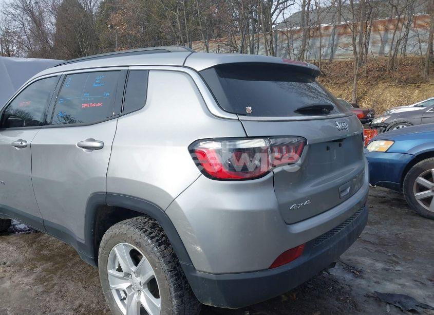 Photo 12 of 2022 Jeep Compass LATITUDE 4X4 (VIN 3C4NJDBB4NT131810)
