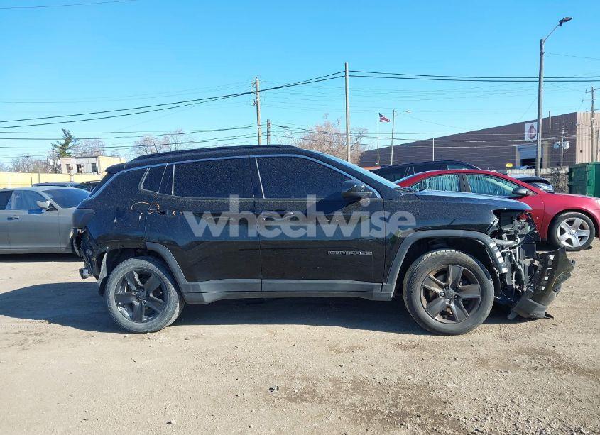 Photo 13 of 2022 Jeep Compass LATITUDE 4X4 (VIN 3C4NJDBB4NT134481)