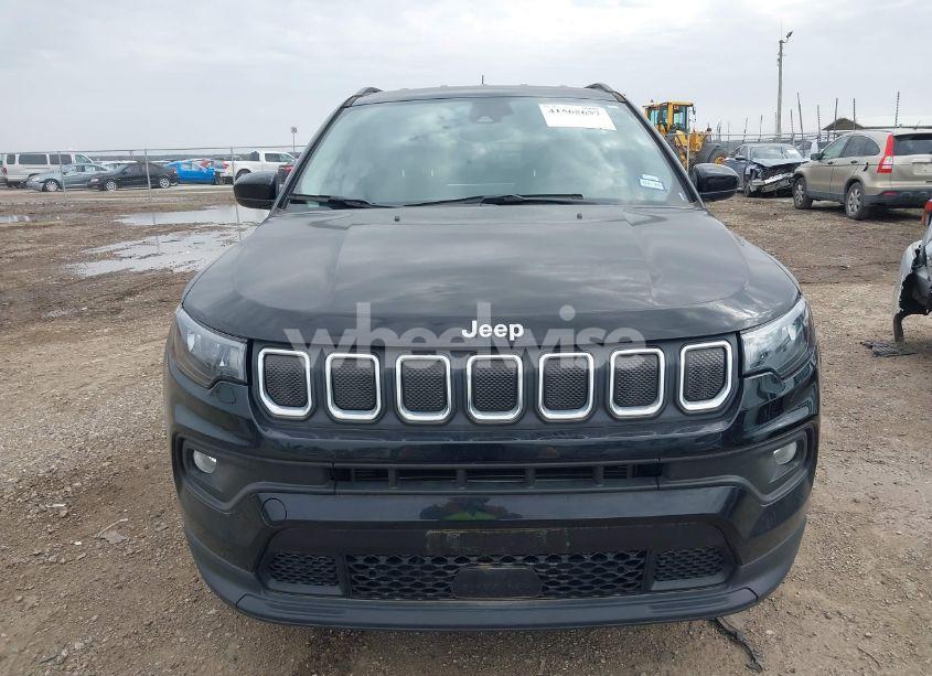 Photo 6 of 2022 Jeep Compass LATITUDE 4X4 (VIN 3C4NJDBB4NT230062)