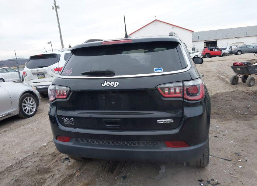 Photo 16 of 2017 Jeep New COMPASS LATITUDE 4X4 (VIN 3C4NJDBB5HT631043)