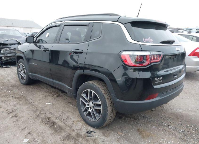 Photo 3 of 2017 Jeep New COMPASS LATITUDE 4X4 (VIN 3C4NJDBB5HT631043)