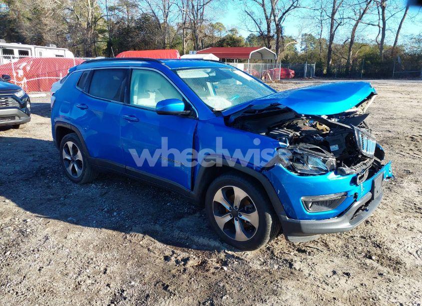 2018 Jeep Compass LATITUDE 4X4 (VIN 3C4NJDBB5JT144754) main photo