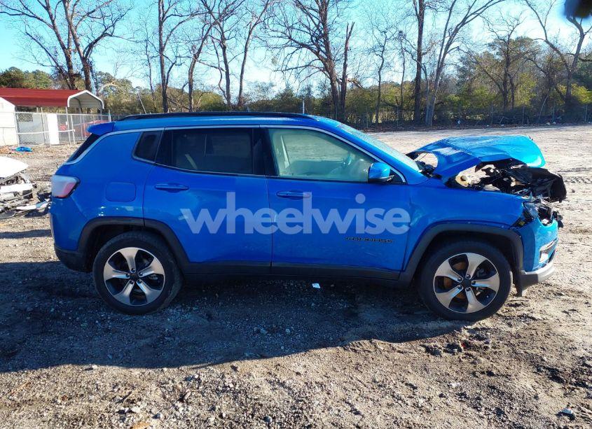 Photo 13 of 2018 Jeep Compass LATITUDE 4X4 (VIN 3C4NJDBB5JT144754)