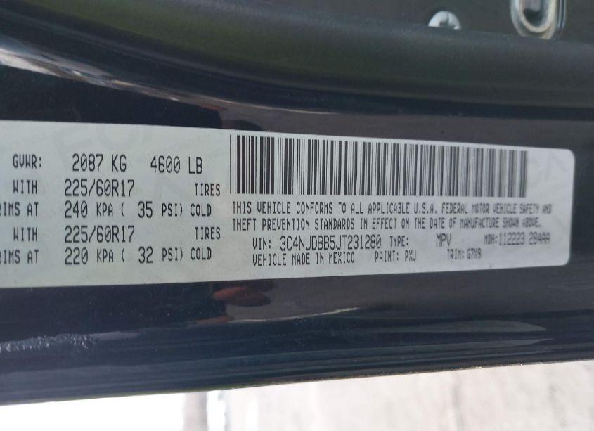 Photo 9 of 2018 Jeep Compass LATITUDE 4X4 (VIN 3C4NJDBB5JT231280)