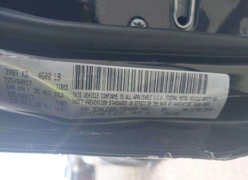 Photo 8 of 2018 Jeep Compass LATITUDE 4X4 (VIN 3C4NJDBB5JT254560)