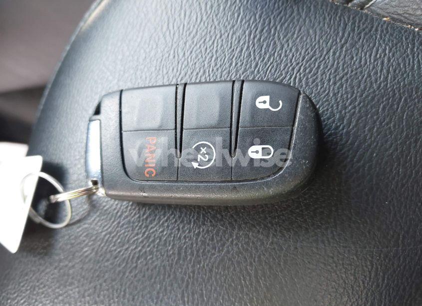 Photo 11 of 2018 Jeep Compass LATITUDE 4X4 (VIN 3C4NJDBB5JT355582)