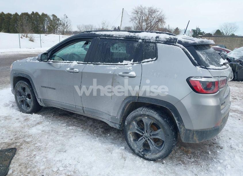 Photo 3 of 2019 Jeep Compass ALTITUDE 4X4 (VIN 3C4NJDBB5KT657245)