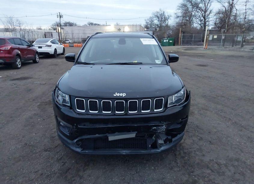 Photo 11 of 2020 Jeep Compass LATITUDE 4X4 (VIN 3C4NJDBB5LT148581)