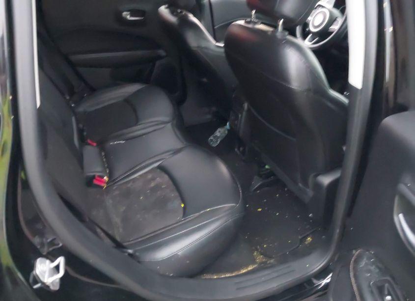 Photo 7 of 2020 Jeep Compass LATITUDE 4X4 (VIN 3C4NJDBB5LT148581)