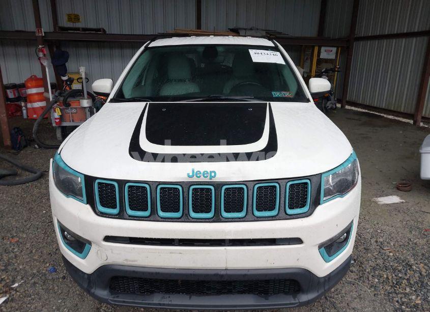 Photo 12 of 2020 Jeep Compass LATITUDE 4X4 (VIN 3C4NJDBB5LT148628)