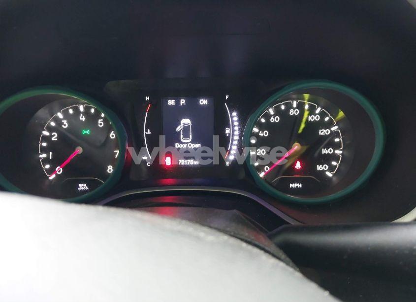 Photo 7 of 2020 Jeep Compass LATITUDE 4X4 (VIN 3C4NJDBB5LT148628)