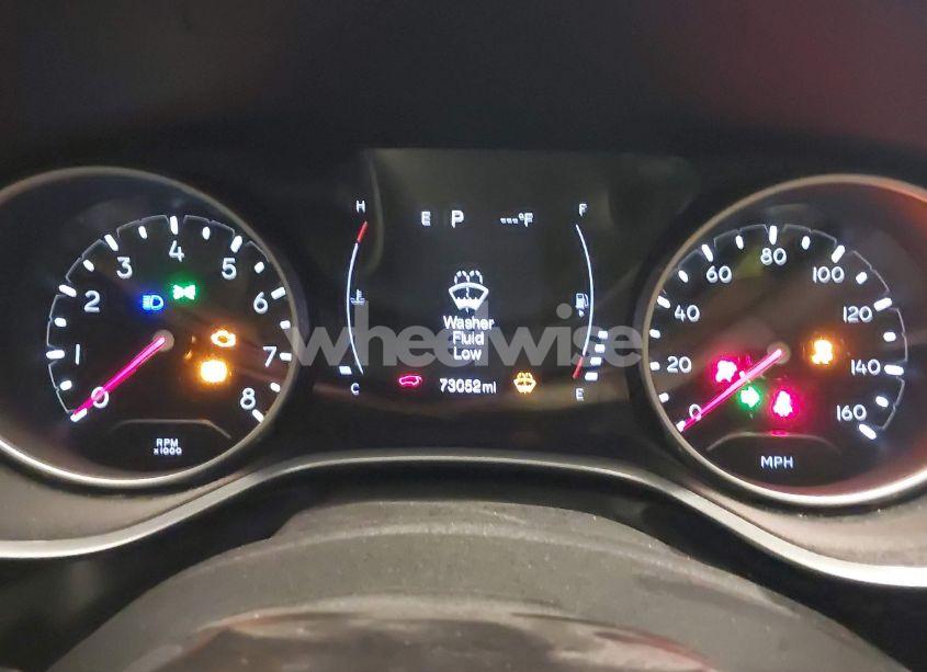 Photo 7 of 2020 Jeep Compass LATITUDE 4X4 (VIN 3C4NJDBB5LT225272)