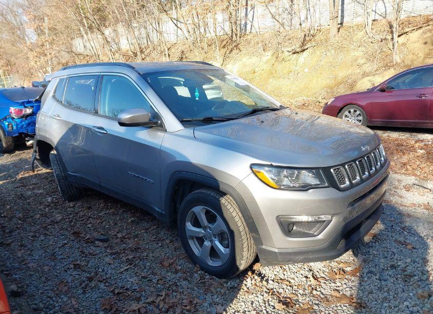 2021 Jeep Compass LATITUDE 4X4 (VIN 3C4NJDBB5MT524522) main photo