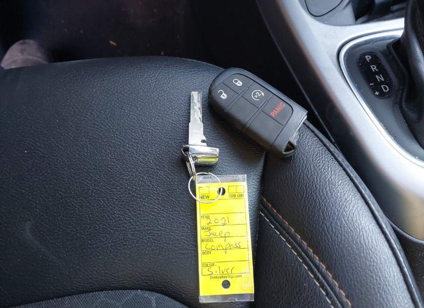 Photo 11 of 2021 Jeep Compass LATITUDE 4X4 (VIN 3C4NJDBB5MT524522)