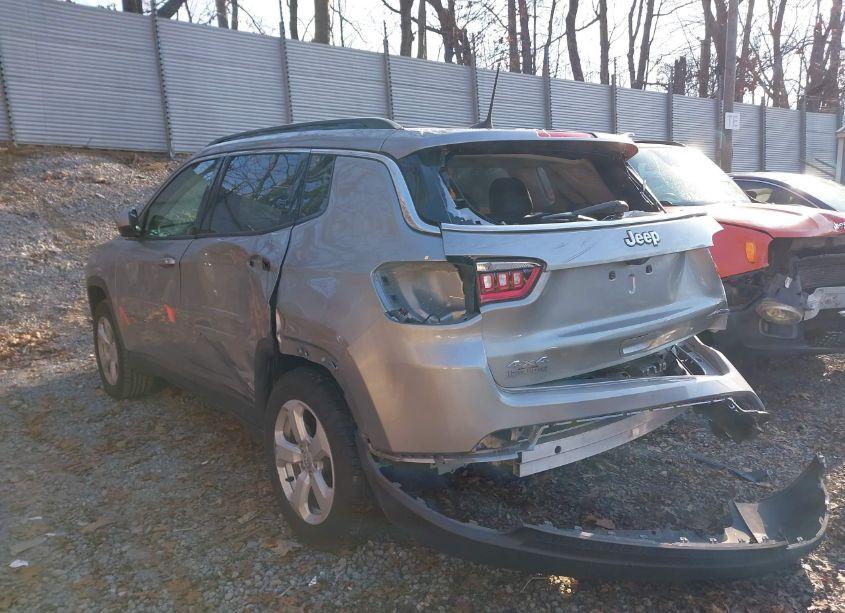 Photo 6 of 2021 Jeep Compass LATITUDE 4X4 (VIN 3C4NJDBB5MT524522)