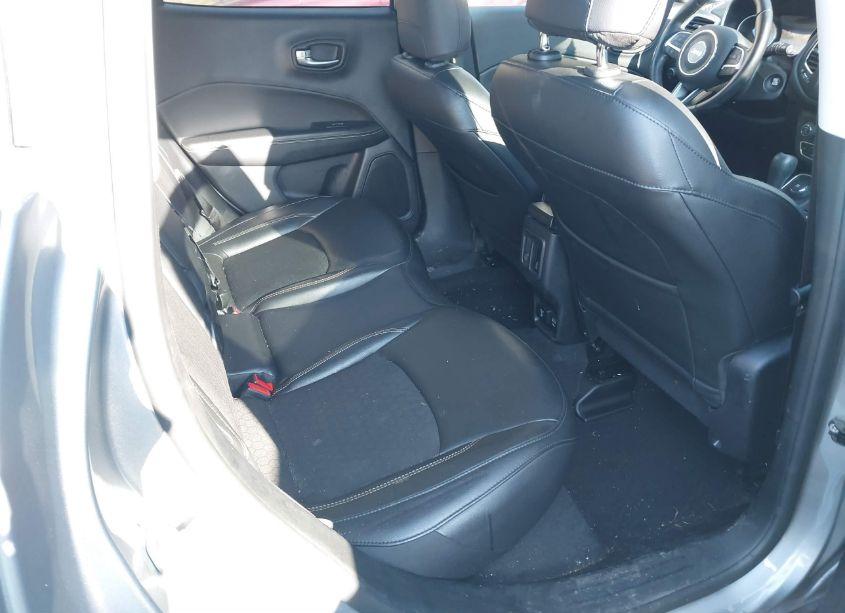 Photo 8 of 2021 Jeep Compass LATITUDE 4X4 (VIN 3C4NJDBB5MT524522)