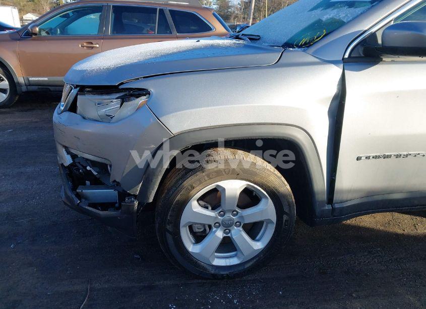 Photo 17 of 2021 Jeep Compass LATITUDE 4X4 (VIN 3C4NJDBB5MT547721)