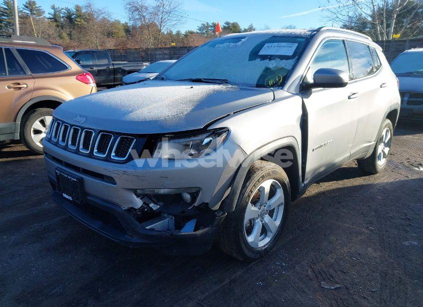 Photo 2 of 2021 Jeep Compass LATITUDE 4X4 (VIN 3C4NJDBB5MT547721)