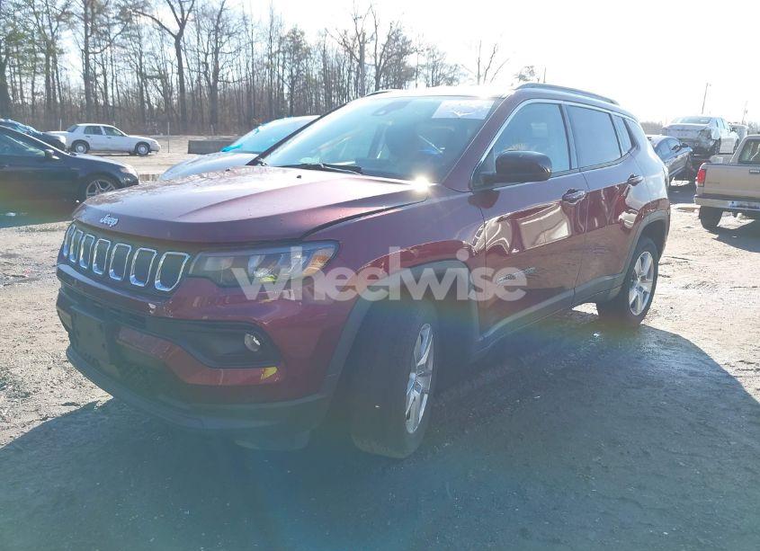 Photo 2 of 2022 Jeep Compass LATITUDE 4X4 (VIN 3C4NJDBB5NT183348)