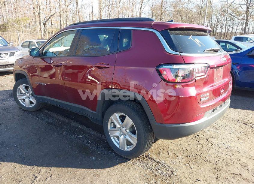 Photo 3 of 2022 Jeep Compass LATITUDE 4X4 (VIN 3C4NJDBB5NT183348)