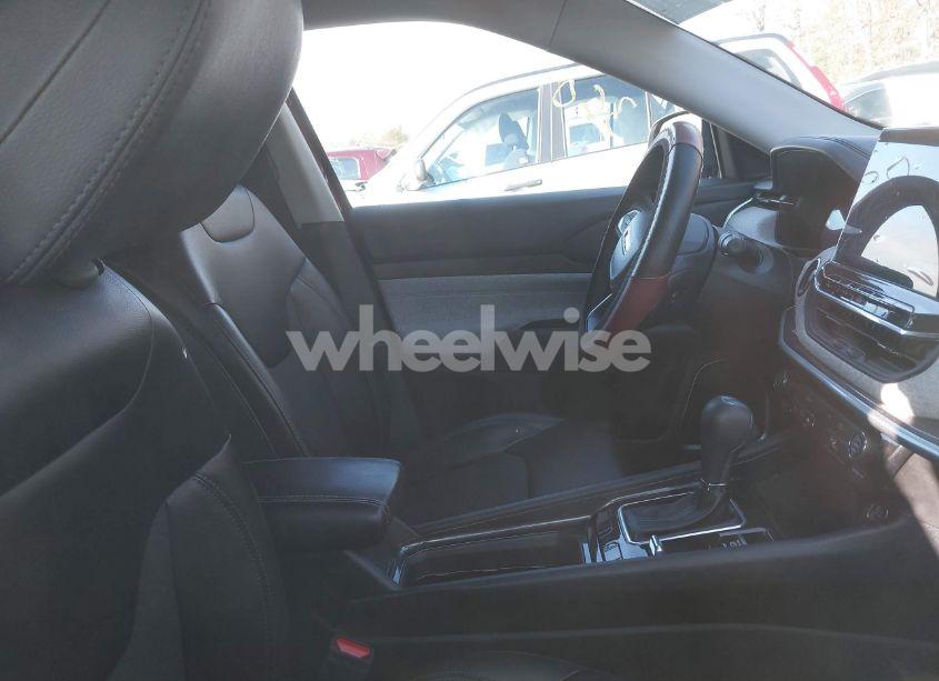 Photo 5 of 2022 Jeep Compass LATITUDE 4X4 (VIN 3C4NJDBB5NT183348)