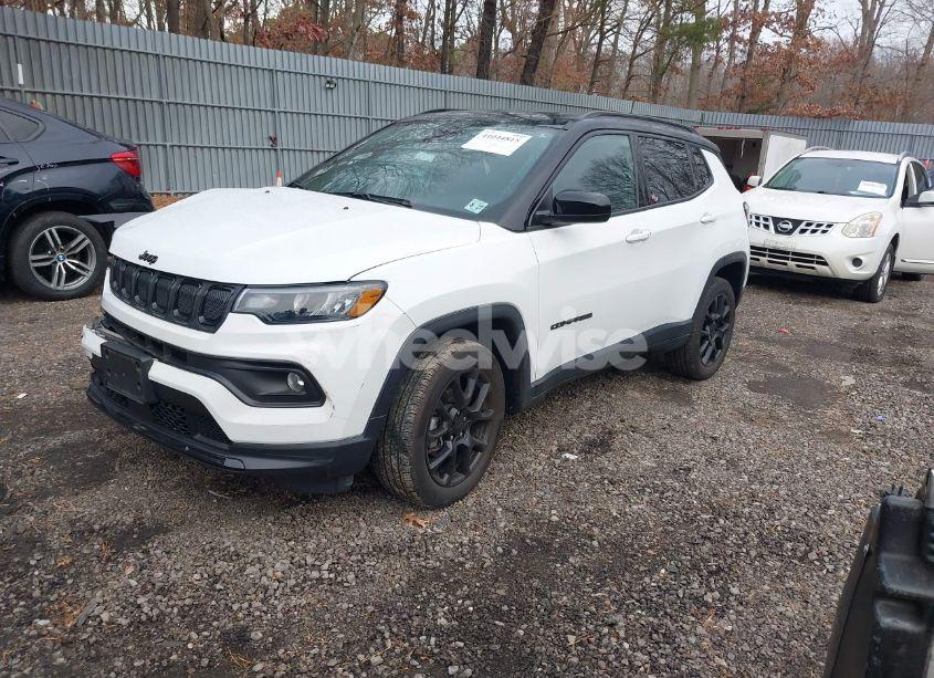 Photo 2 of 2022 Jeep Compass ALTITUDE 4X4 (VIN 3C4NJDBB5NT184919)