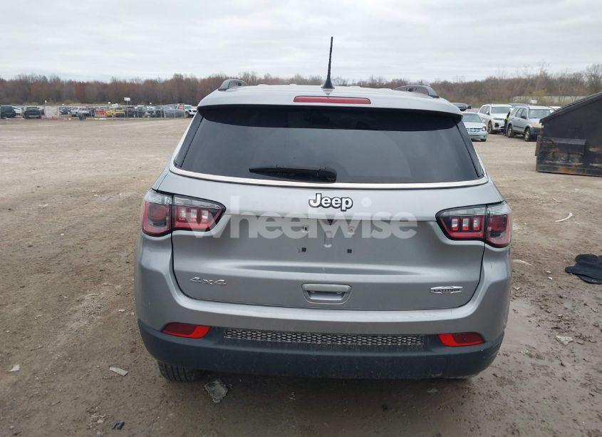 Photo 16 of 2022 Jeep Compass LATITUDE 4X4 (VIN 3C4NJDBB5NT216798)