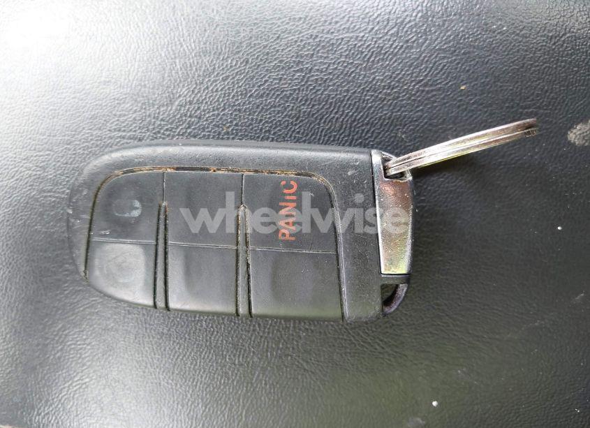 Photo 11 of 2018 Jeep Compass LATITUDE 4X4 (VIN 3C4NJDBB6JT175768)