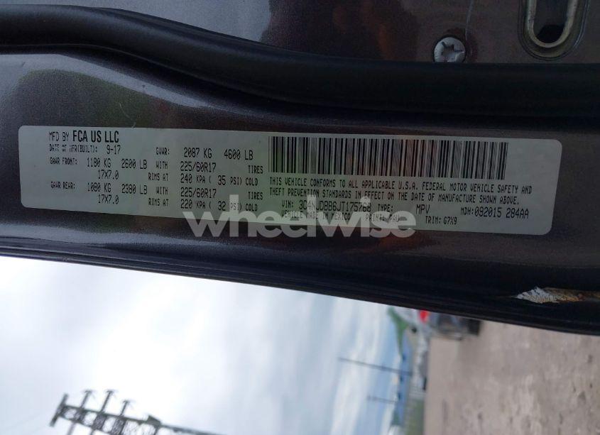 Photo 9 of 2018 Jeep Compass LATITUDE 4X4 (VIN 3C4NJDBB6JT175768)