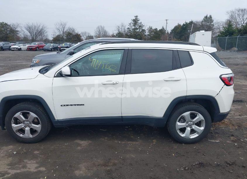 Photo 14 of 2018 Jeep Compass LATITUDE 4X4 (VIN 3C4NJDBB6JT178170)