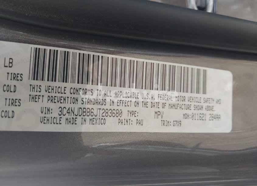 Photo 9 of 2018 Jeep Compass LATITUDE (VIN 3C4NJDBB6JT283680)