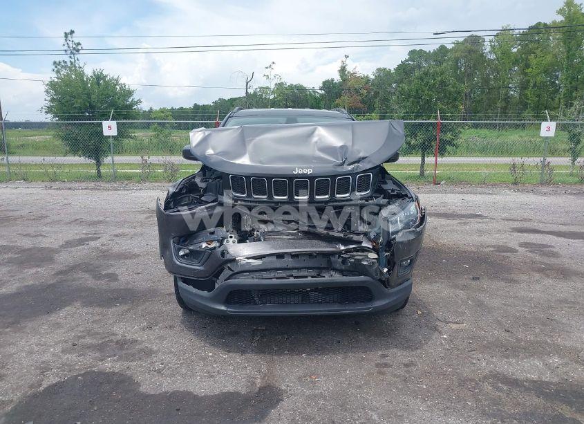 Photo 12 of 2018 Jeep Compass LATITUDE 4X4 (VIN 3C4NJDBB6JT342520)