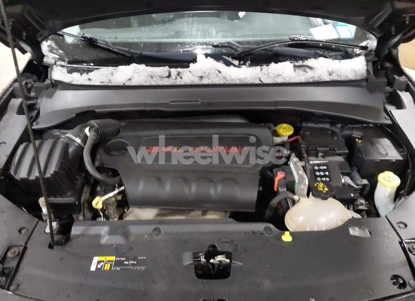 Photo 10 of 2018 Jeep Compass LATITUDE 4X4 (VIN 3C4NJDBB6JT348964)