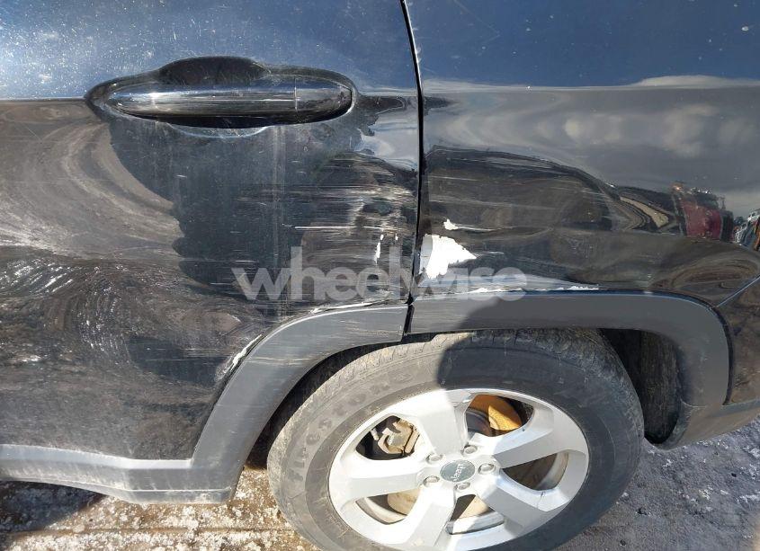 Photo 17 of 2018 Jeep Compass LATITUDE 4X4 (VIN 3C4NJDBB6JT418222)