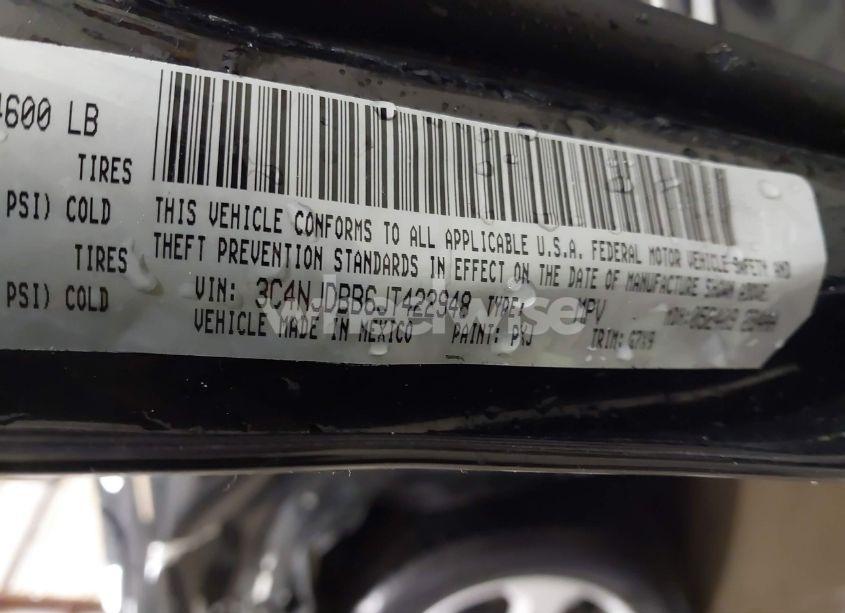 Photo 9 of 2018 Jeep Compass LATITUDE 4X4 (VIN 3C4NJDBB6JT422948)