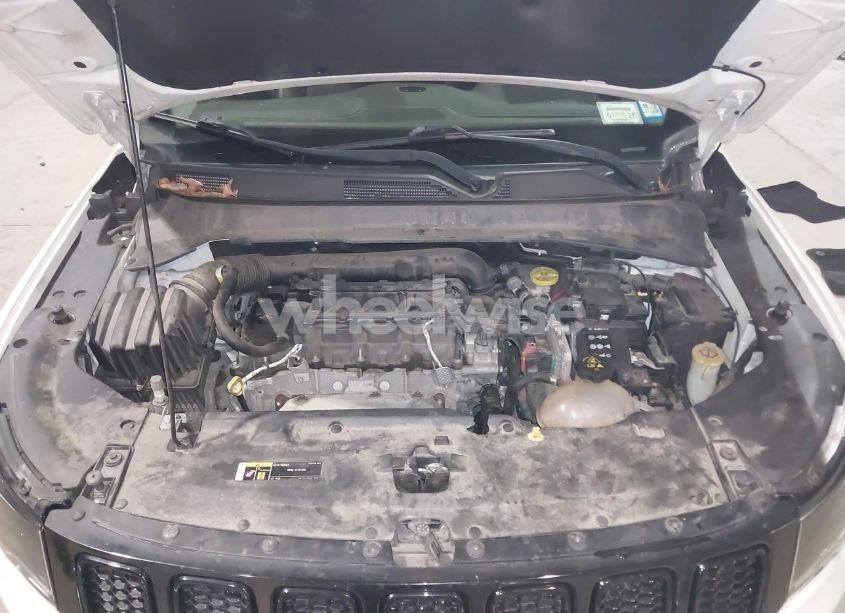 Photo 10 of 2018 Jeep Compass ALTITUDE 4X4 (VIN 3C4NJDBB6JT453973)
