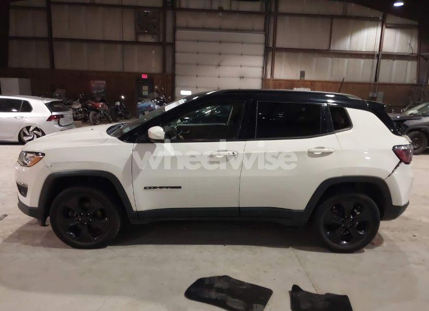 Photo 14 of 2018 Jeep Compass ALTITUDE 4X4 (VIN 3C4NJDBB6JT453973)