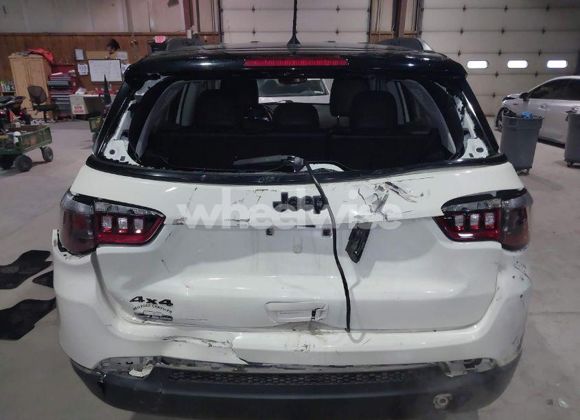 Photo 6 of 2018 Jeep Compass ALTITUDE 4X4 (VIN 3C4NJDBB6JT453973)