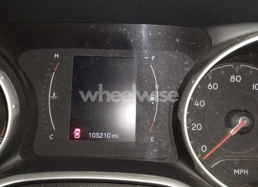 Photo 7 of 2018 Jeep Compass ALTITUDE 4X4 (VIN 3C4NJDBB6JT453973)