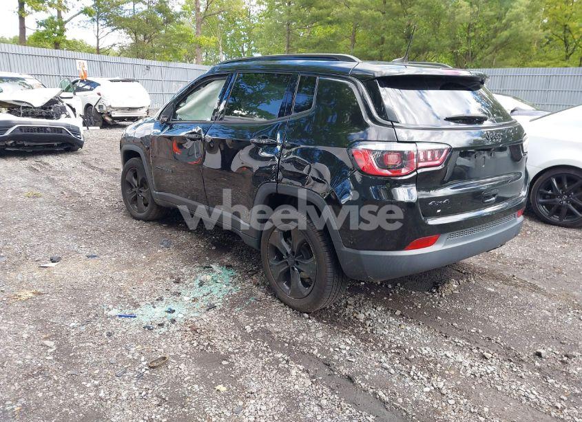 Photo 3 of 2019 Jeep Compass ALTITUDE 4X4 (VIN 3C4NJDBB6KT648540)