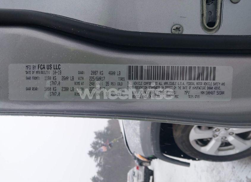 Photo 9 of 2020 Jeep Compass LATITUDE 4X4 (VIN 3C4NJDBB6LT131918)