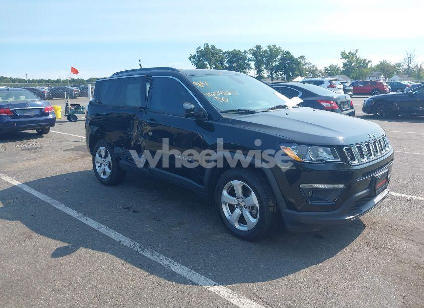 2020 Jeep Compass LATITUDE 4X4 (VIN 3C4NJDBB6LT219674) main photo