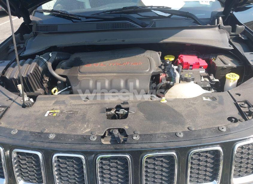 Photo 10 of 2020 Jeep Compass LATITUDE 4X4 (VIN 3C4NJDBB6LT219674)