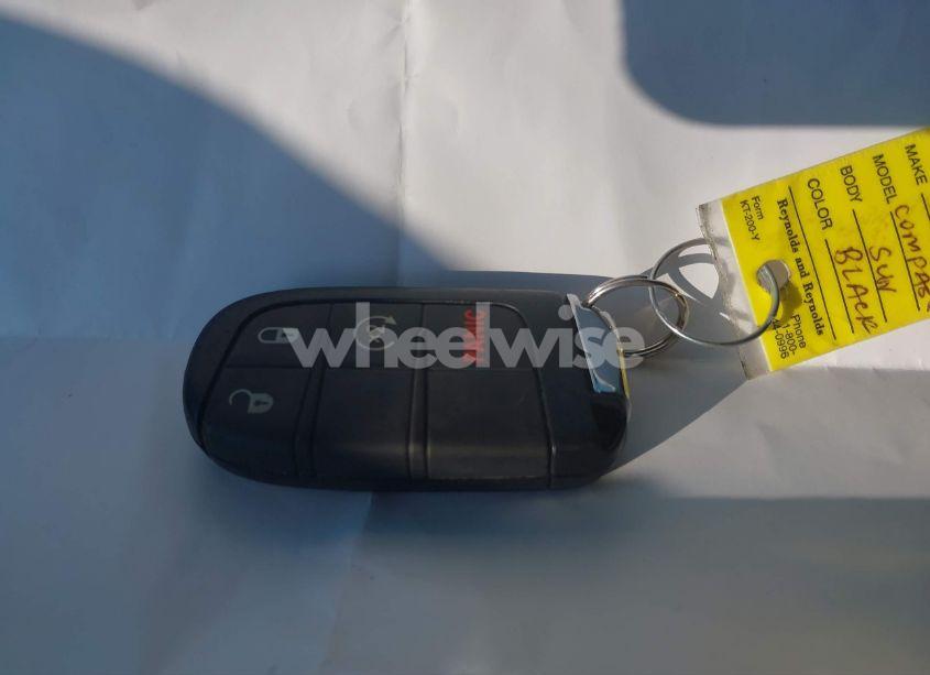 Photo 11 of 2020 Jeep Compass LATITUDE 4X4 (VIN 3C4NJDBB6LT219674)